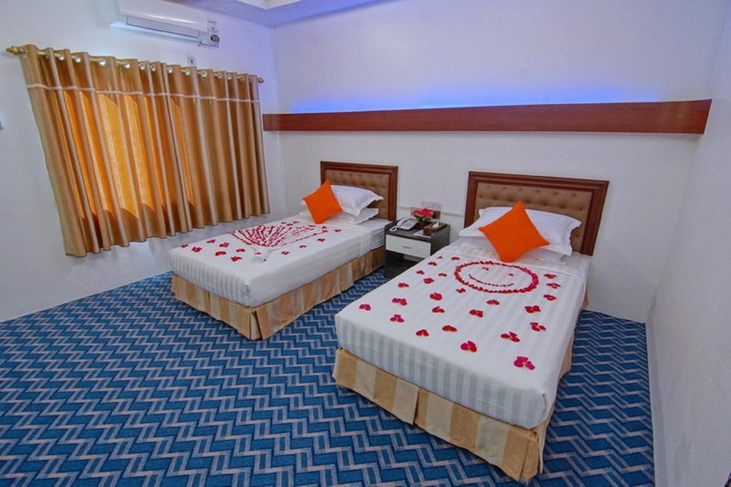 Perfect Hotel Mandalay Extérieur photo