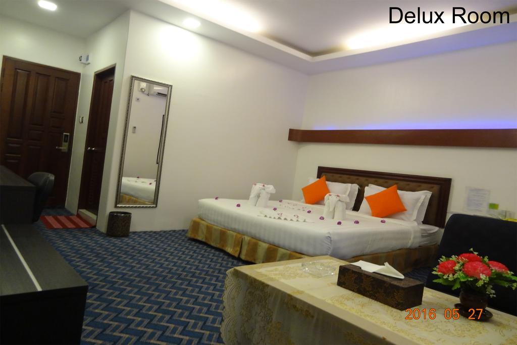 Perfect Hotel Mandalay Extérieur photo