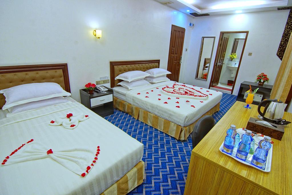 Perfect Hotel Mandalay Extérieur photo