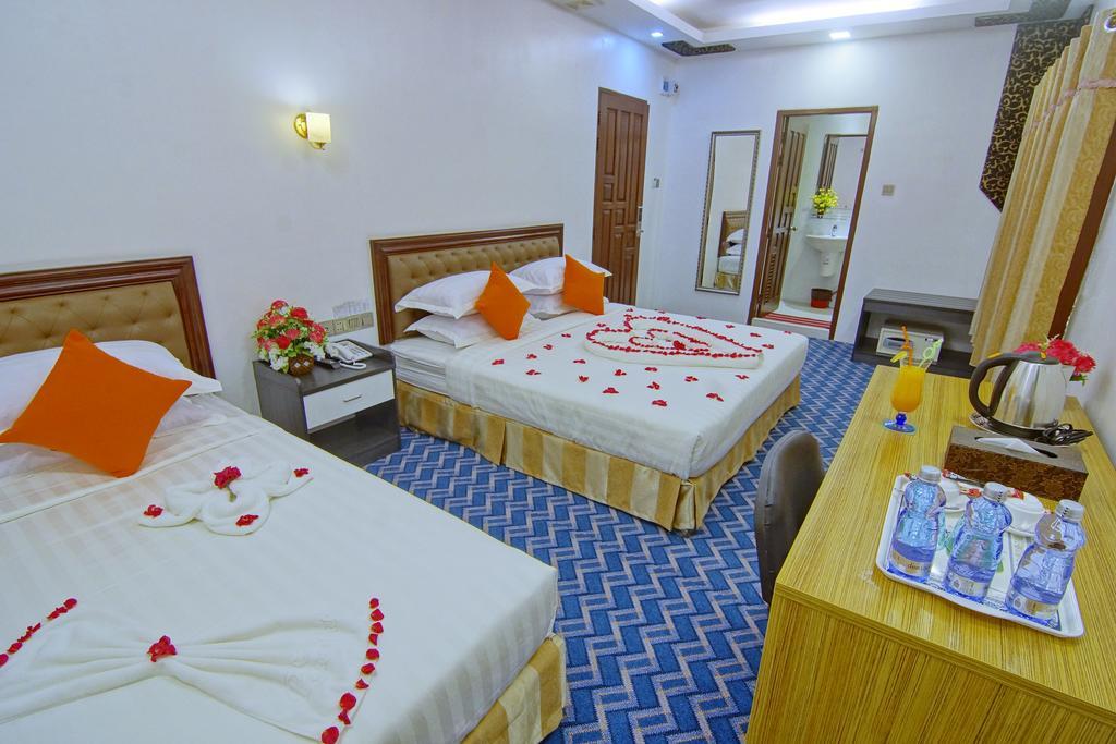 Perfect Hotel Mandalay Extérieur photo