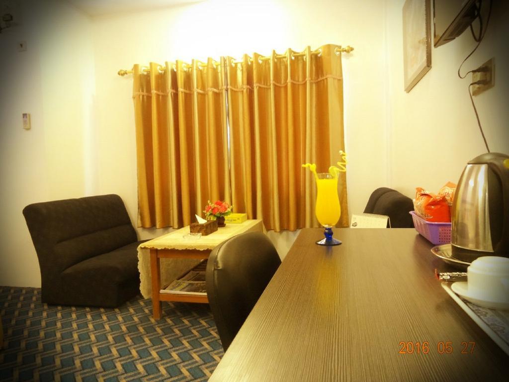 Perfect Hotel Mandalay Extérieur photo