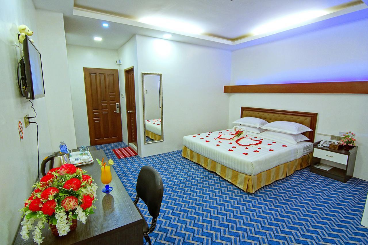 Perfect Hotel Mandalay Extérieur photo